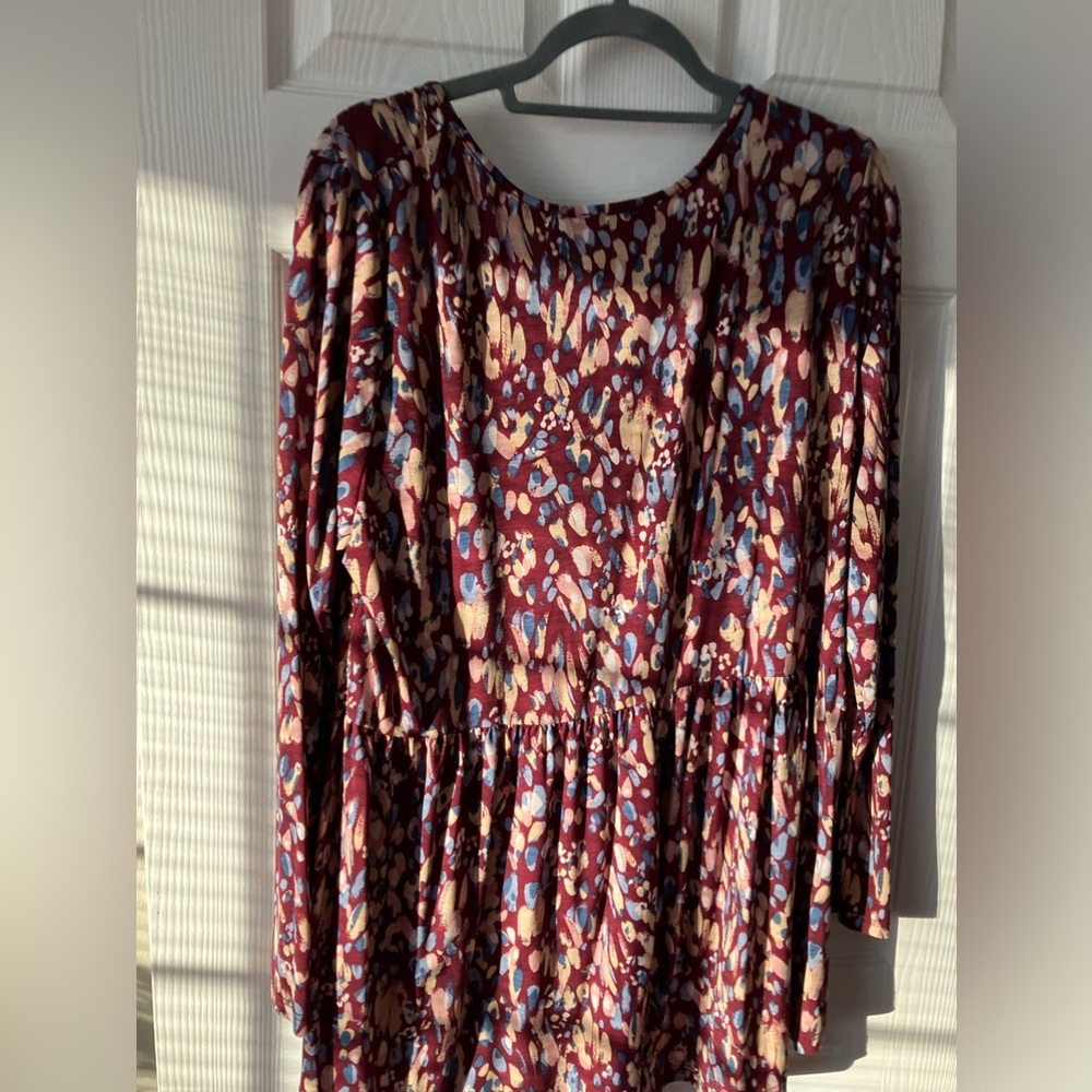 Women's Burgundy Printed Long Sleeve Peplum Top